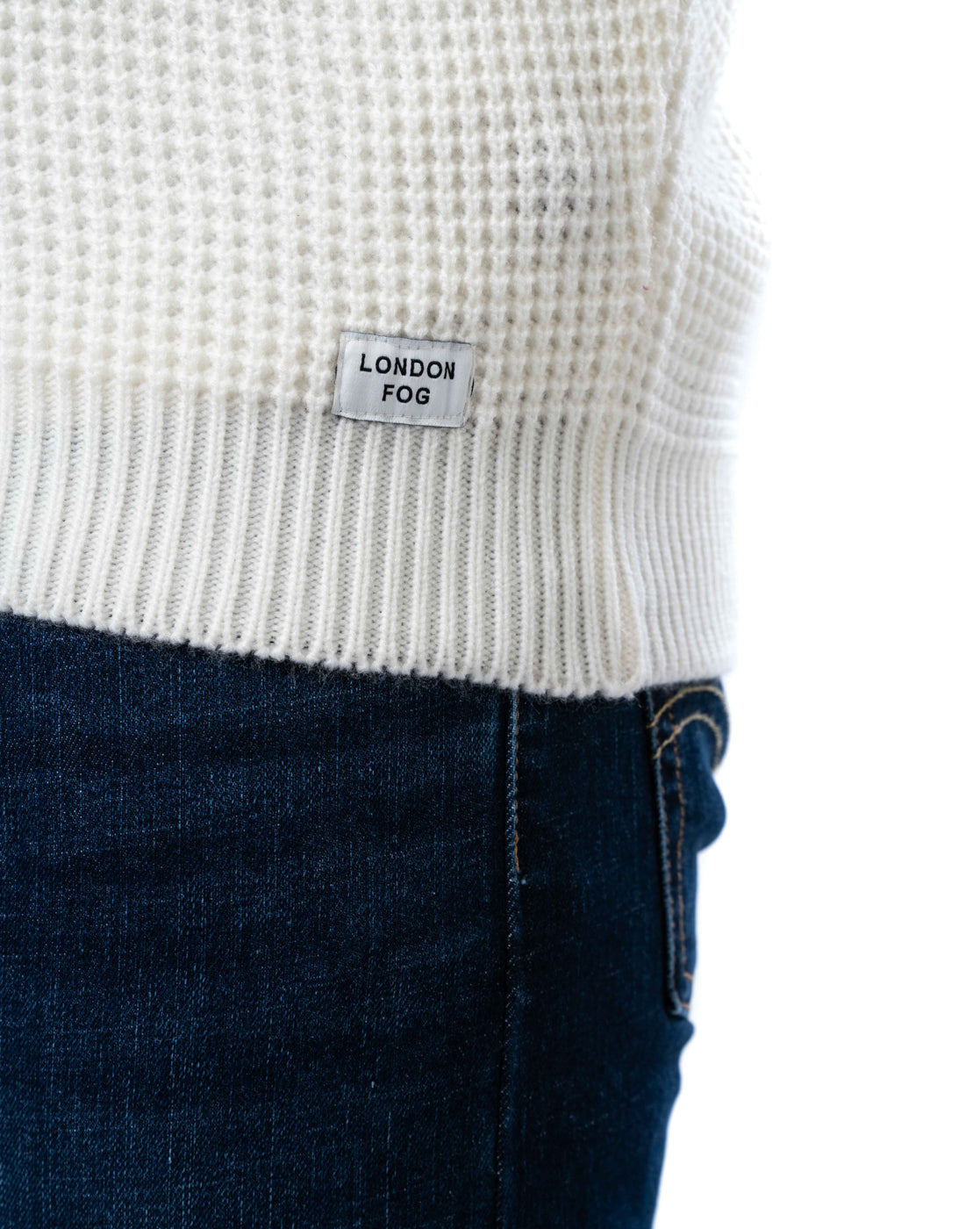 Men’s Off White Raglan Sleeve Pullover with Buttoned Collar
