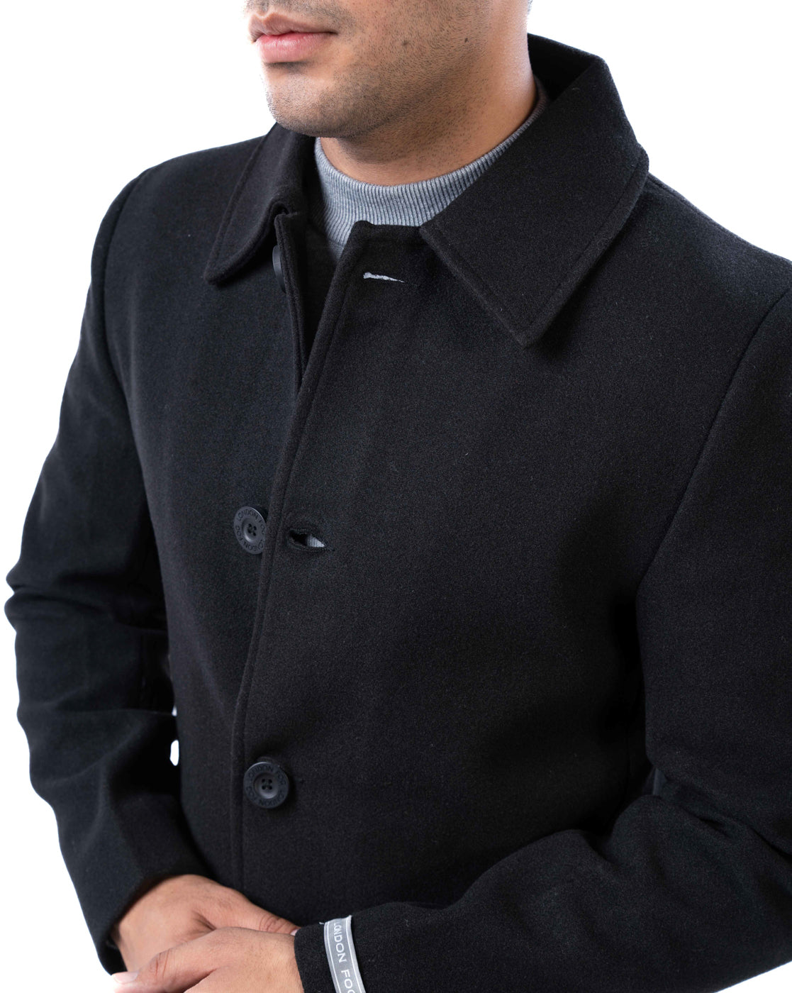 Men’s Black Knee-Length Polyester Coat with Cutaway Collar & Inner Pocket