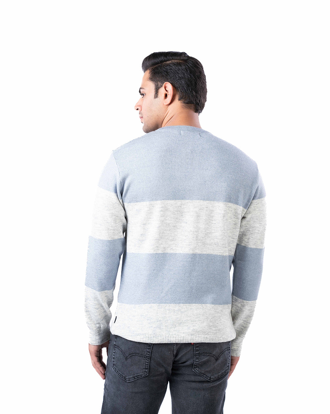 Men’s Aqua Aran Cable Knit Pullover in Blended Fashion Yarn with Crew Neck and Side Loop Label