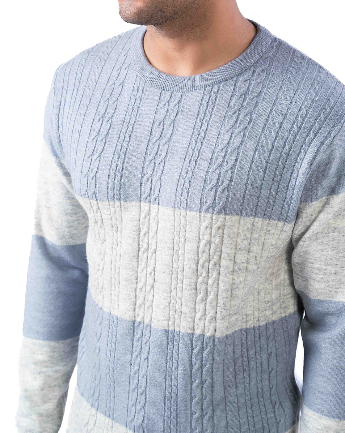 Men’s Aqua Aran Cable Knit Pullover in Blended Fashion Yarn with Crew Neck and Side Loop Label