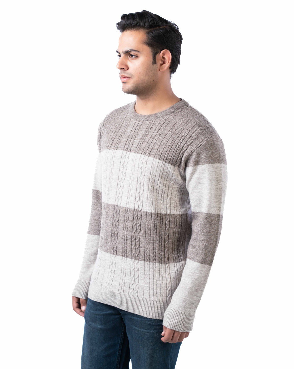 Men’s Dark Brown Aran Cable Knit Pullover in Blended Fashion Yarn with Crew Neck and Side Loop Label