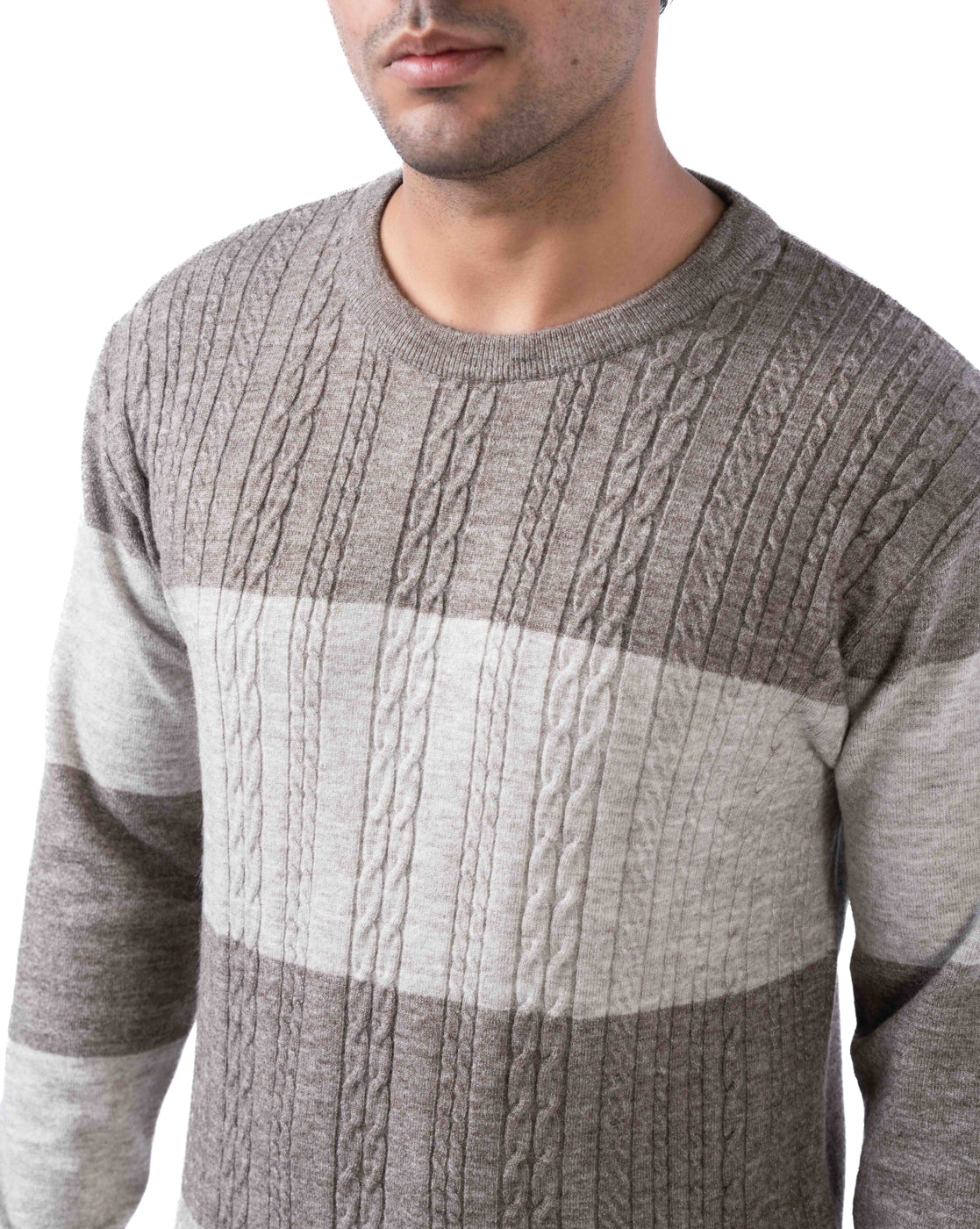 Men’s Dark Brown Aran Cable Knit Pullover in Blended Fashion Yarn with Crew Neck and Side Loop Label