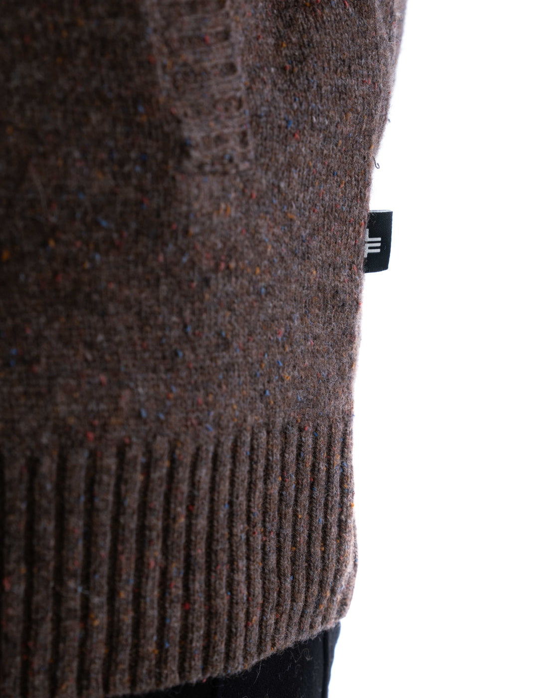 Men’s Dark Brown Lambswool Zipper Cardigan with Ribbed Pockets